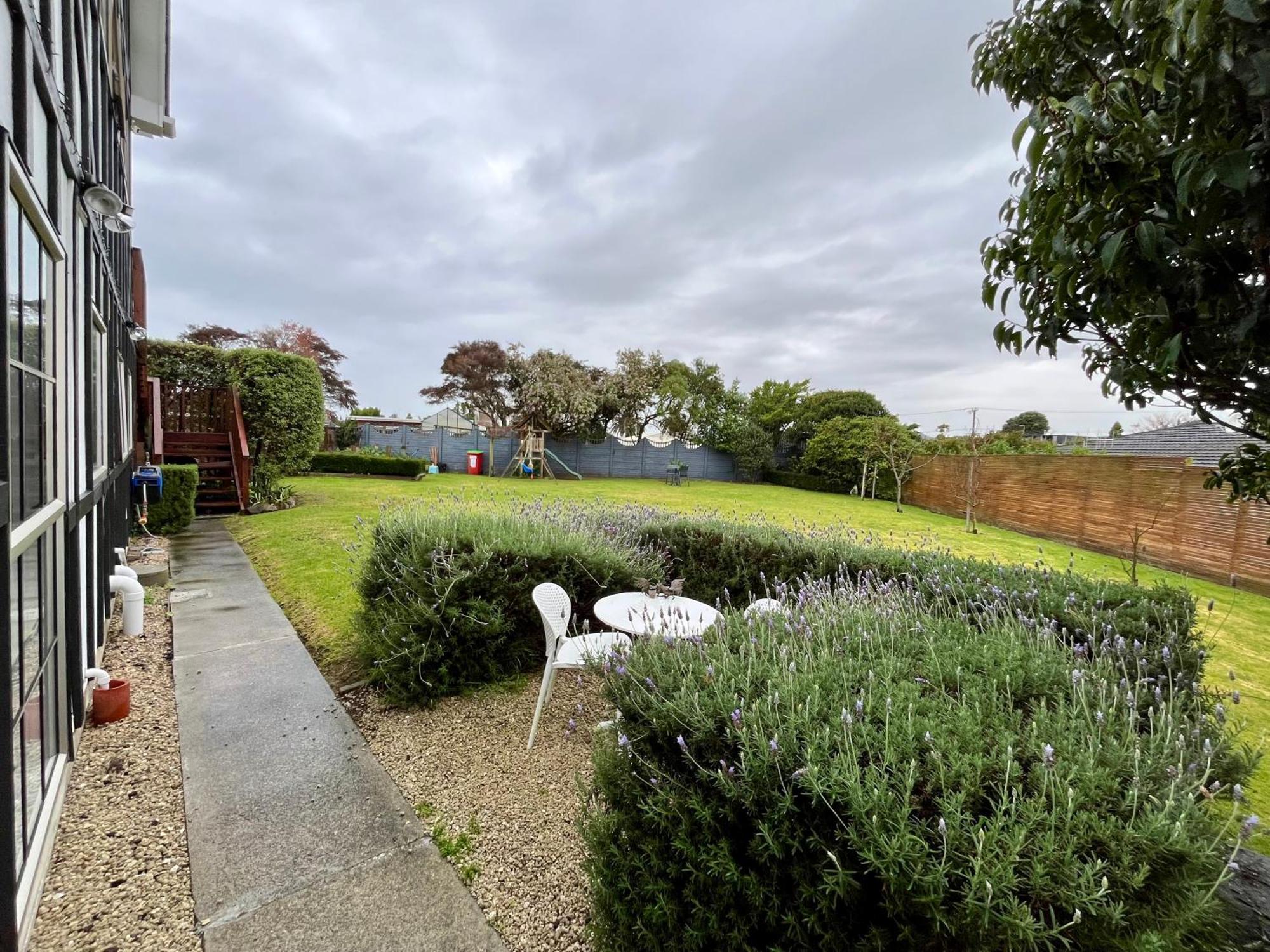 Tudor Manor Bed & Breakfast Paraparaumu Exterior foto